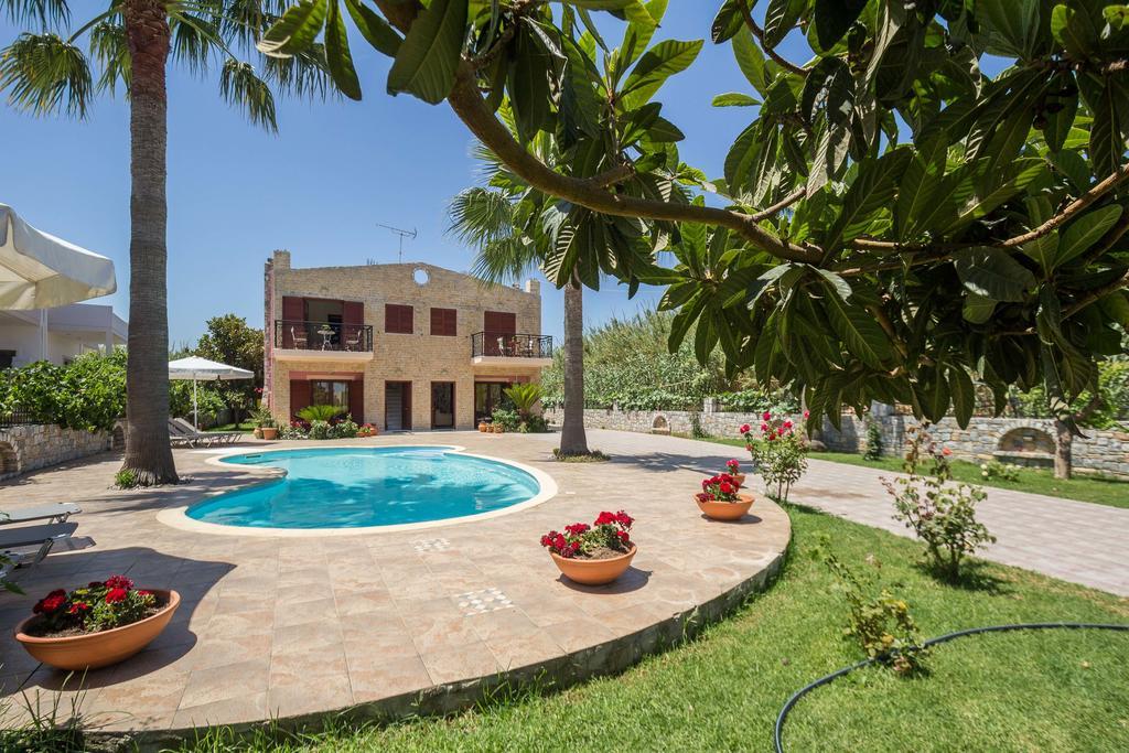 Erodios Villas 1 يورانيون المظهر الخارجي الصورة